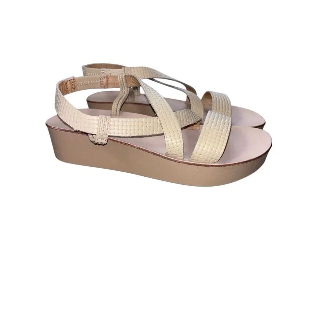 OluKai Onohi Strappy Platform leather Sandals warm beige Women’s size 7